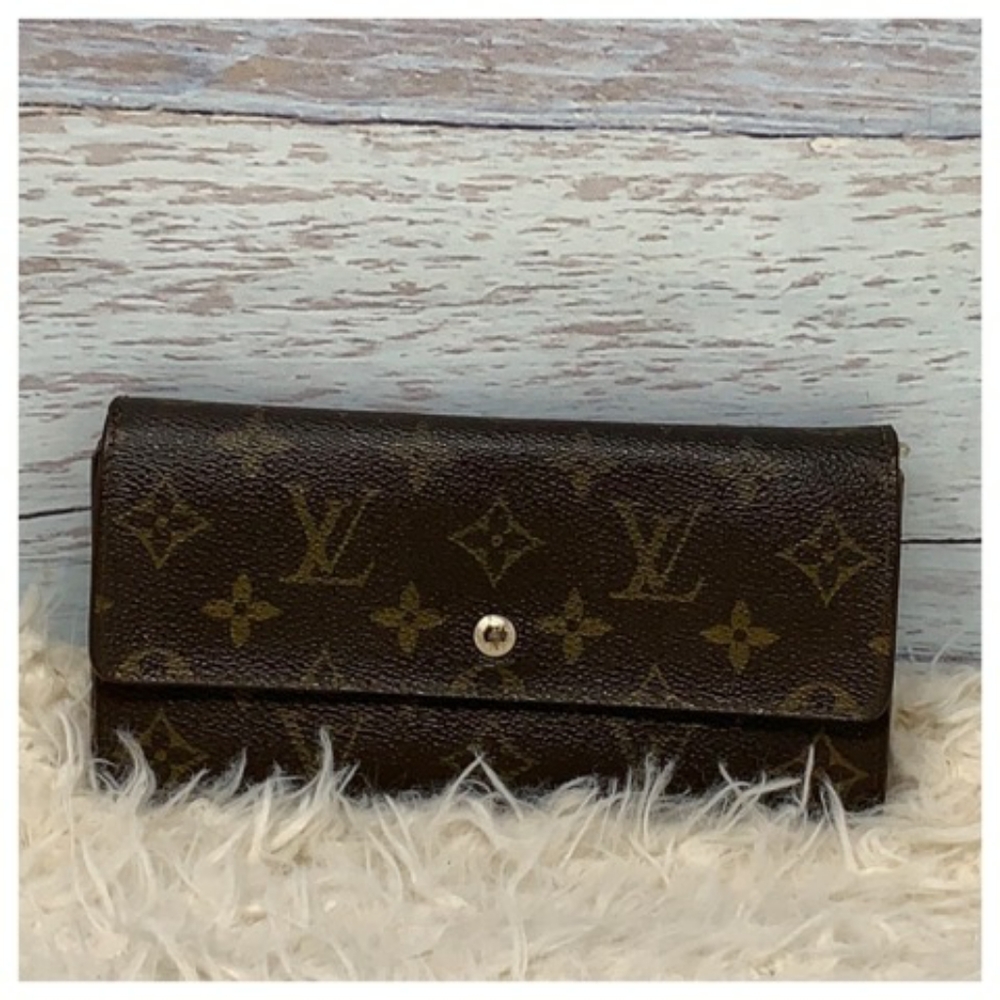 Authentic Louis Vuitton Long Wallet